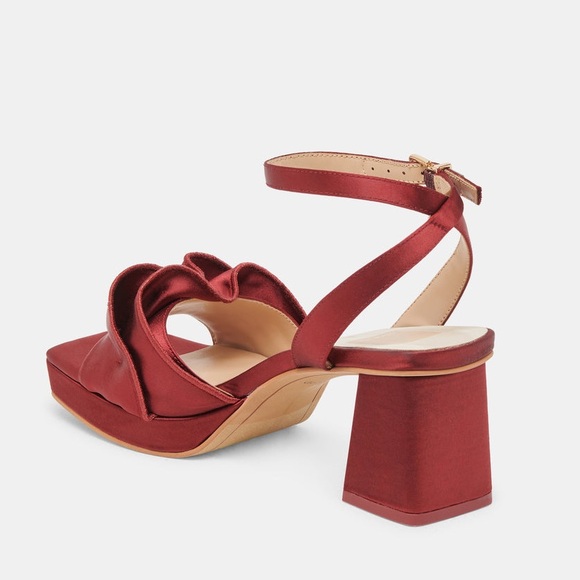 Dolce Vita Cheer Satin‎ Ruffled Platform Dress Sandals Burgundy Wine Size 9